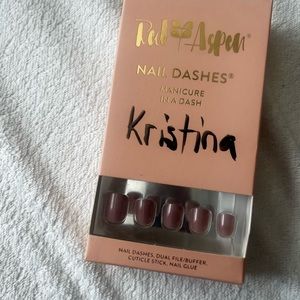 Red aspen nails Petite size